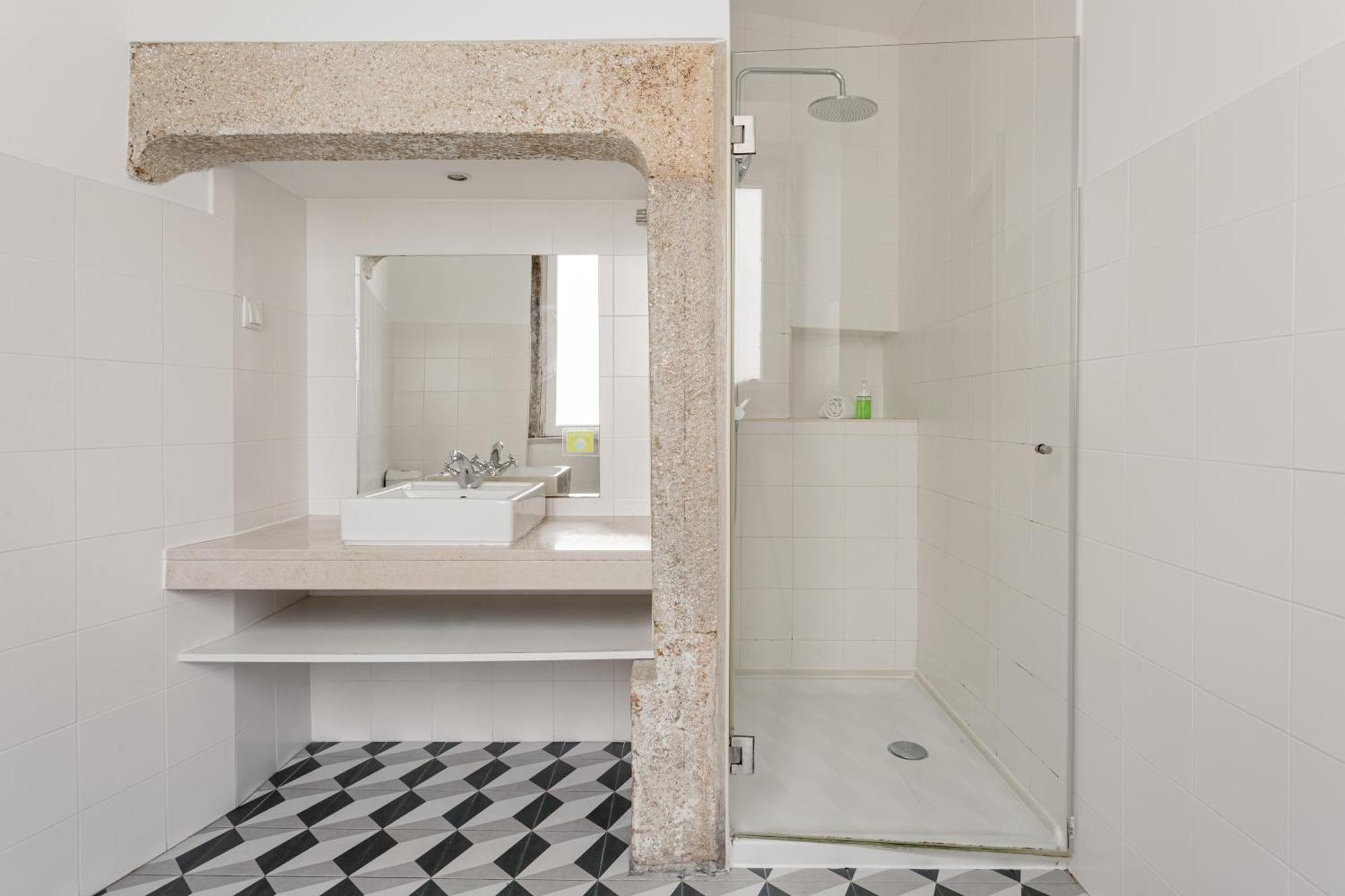Joivy Inviting Flat Next To Carmo Convent Apartamento Lisboa